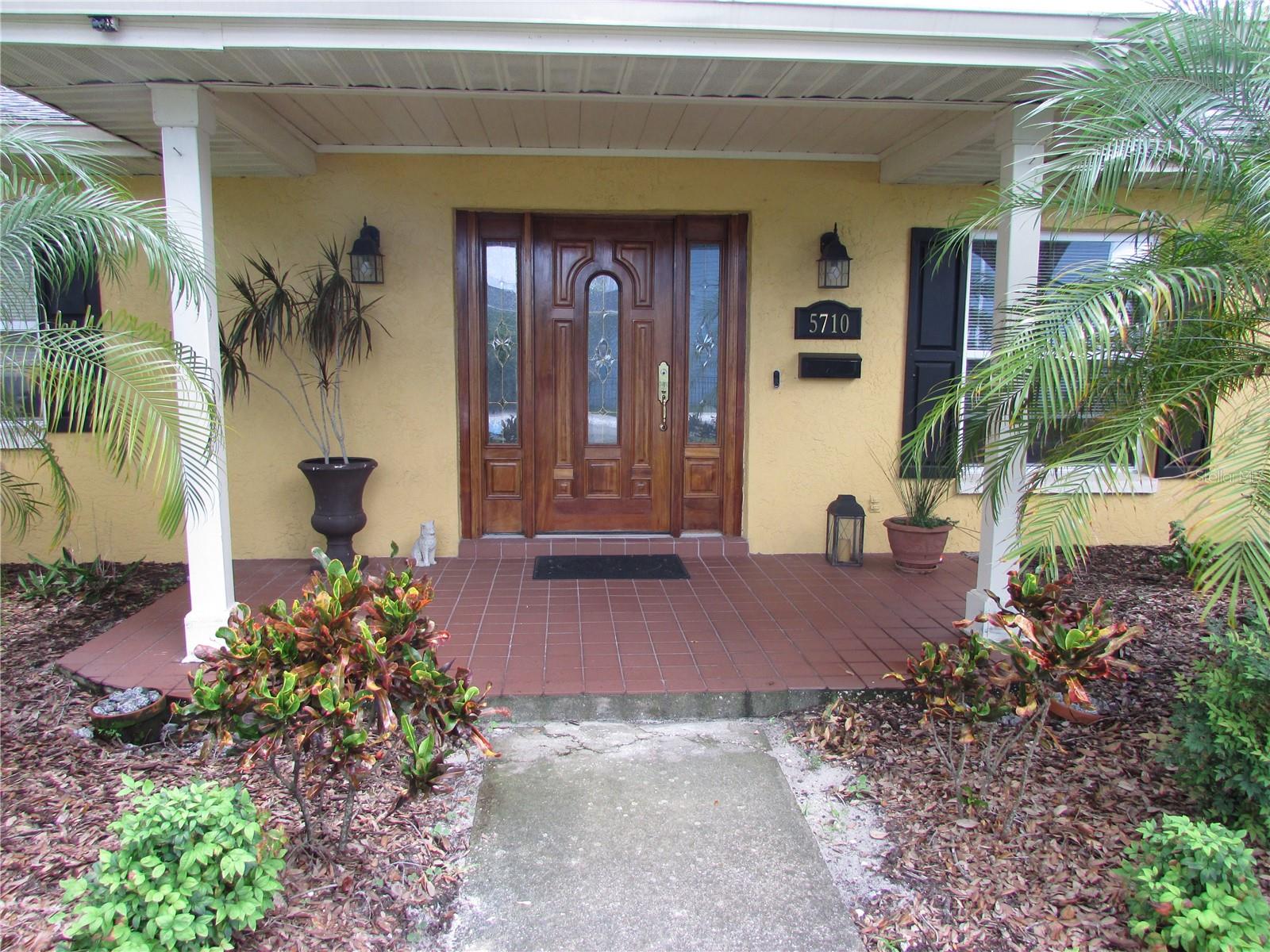 5710 S Bernie St, Tampa, FL 33611 photo