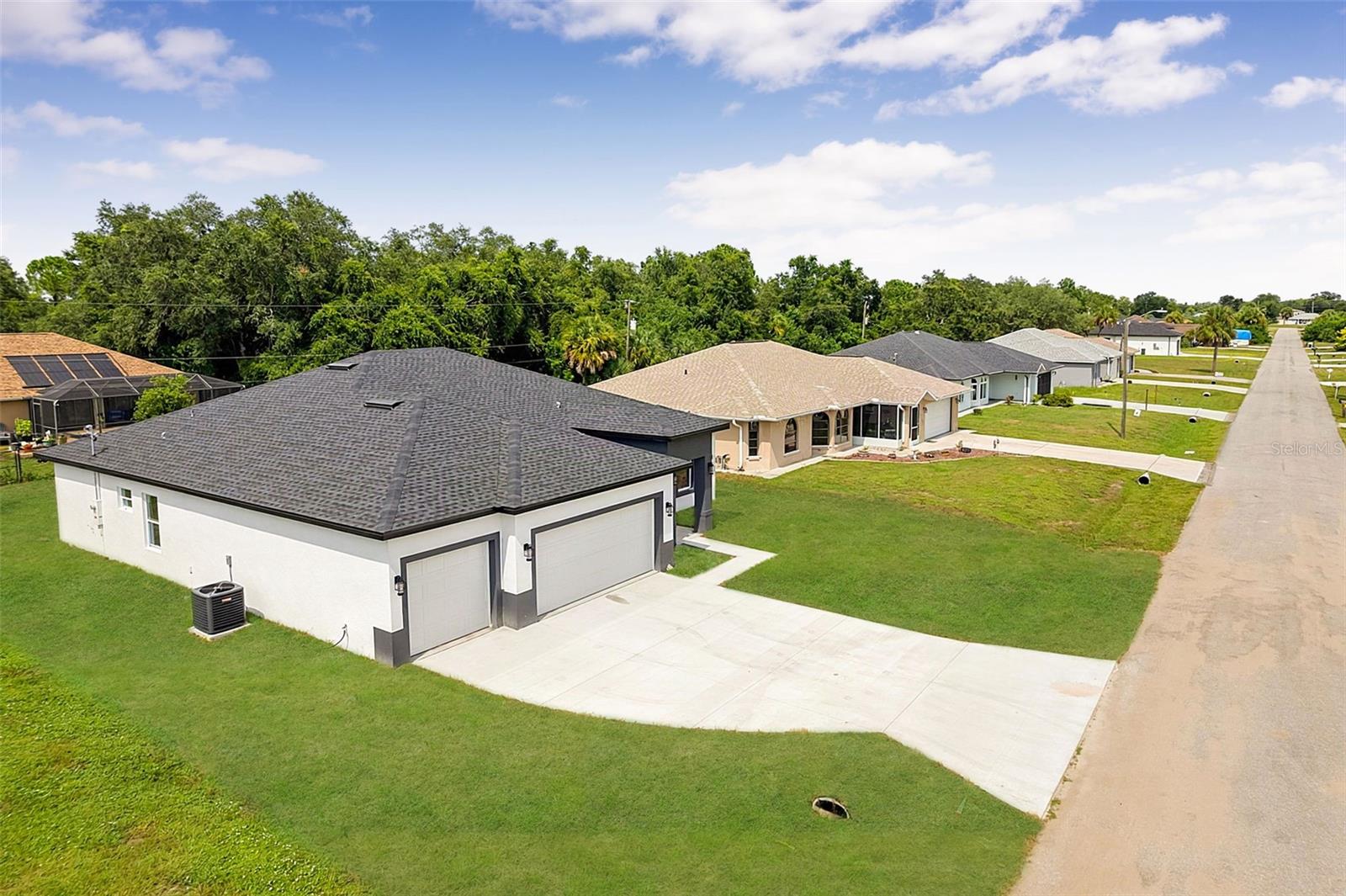 8274 Mossborger Ave, North Port, FL 34287 photo