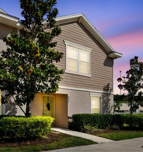 Townhouse in WESLEY CHAPEL FL 5022 CHIPOTLE LANE.jpg