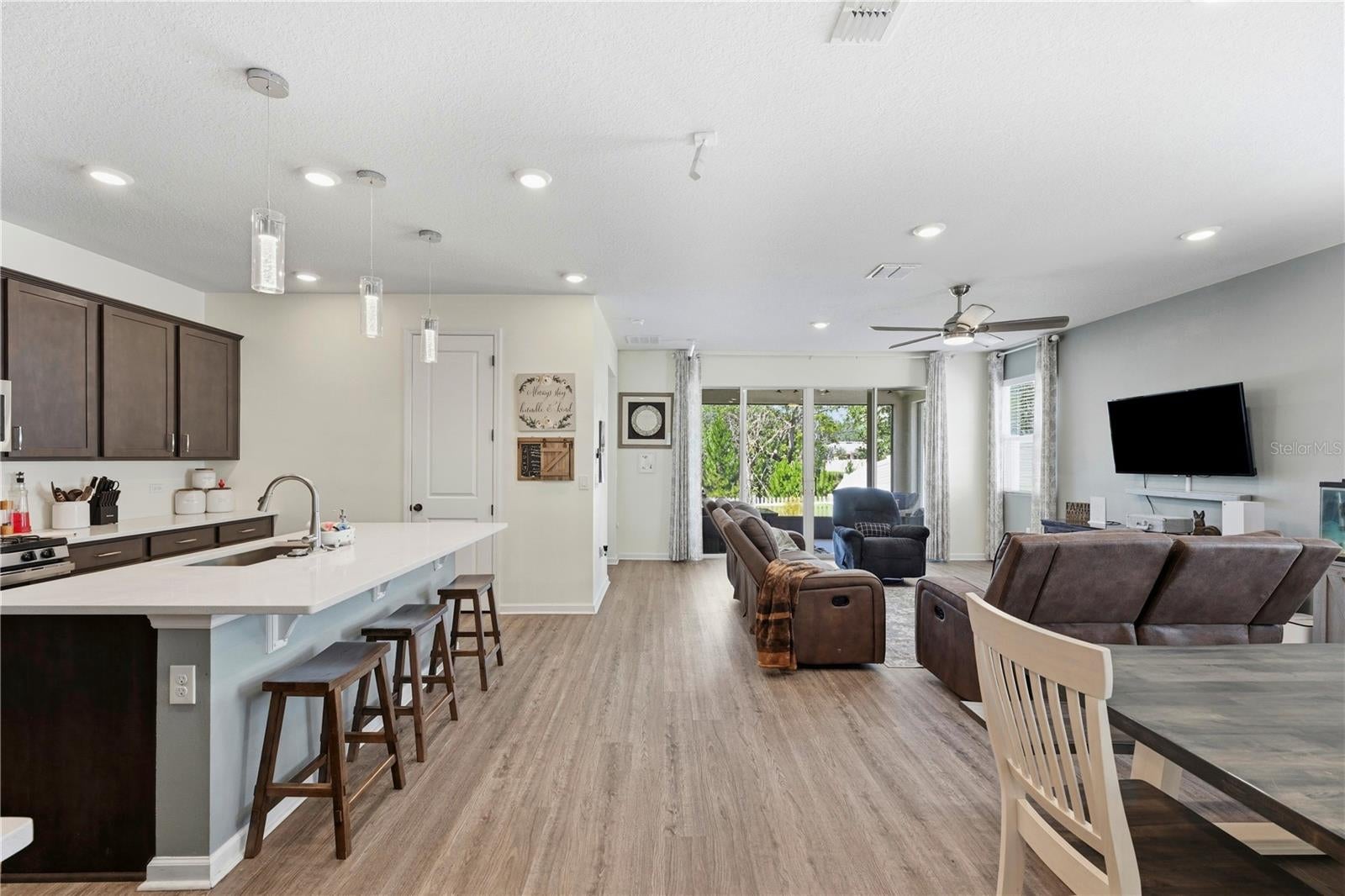 4005 Swan Goose Ct, Okahumpka, FL 34762 photo