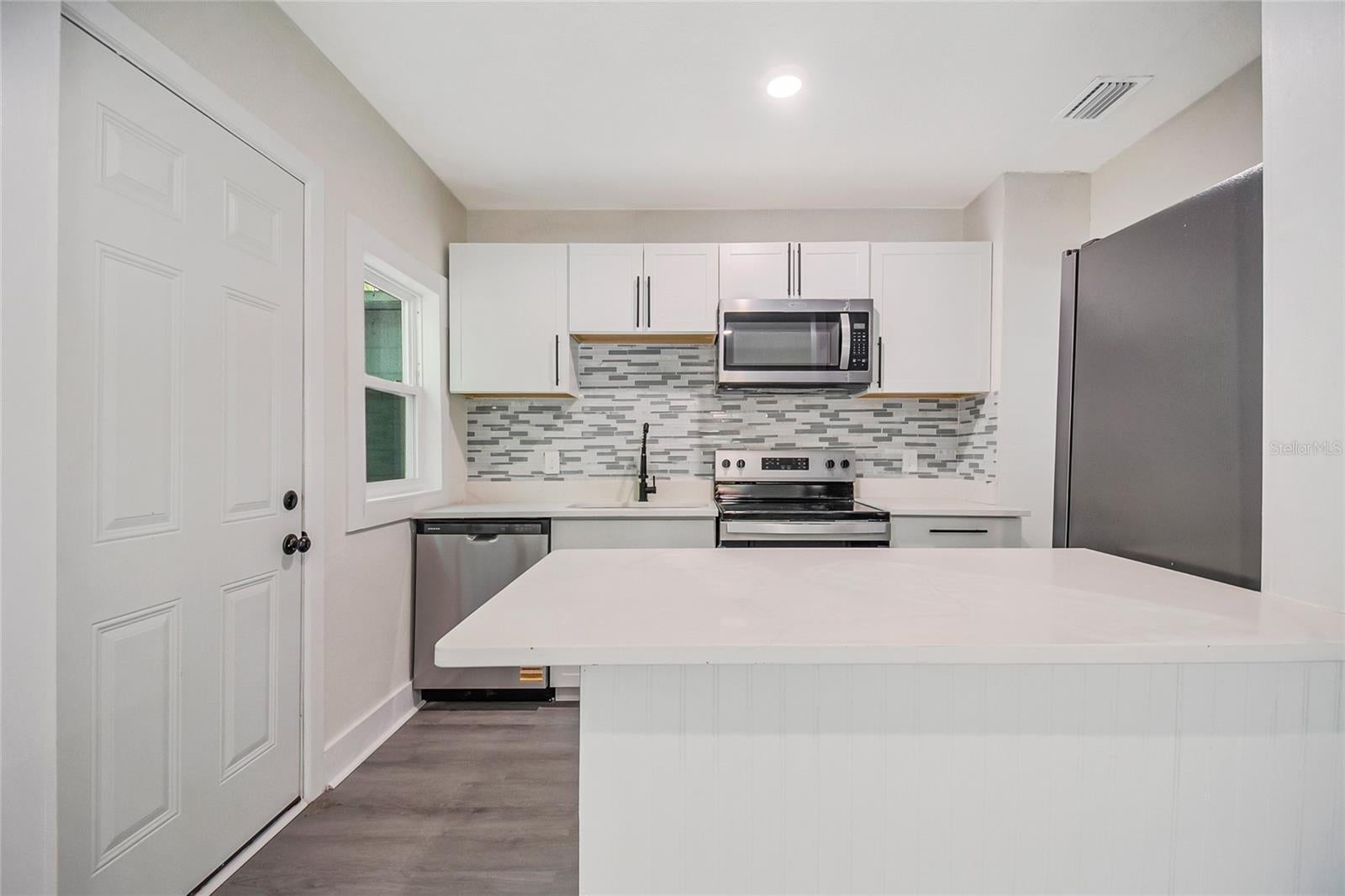1504 W Line St, Leesburg, FL 34748 photo
