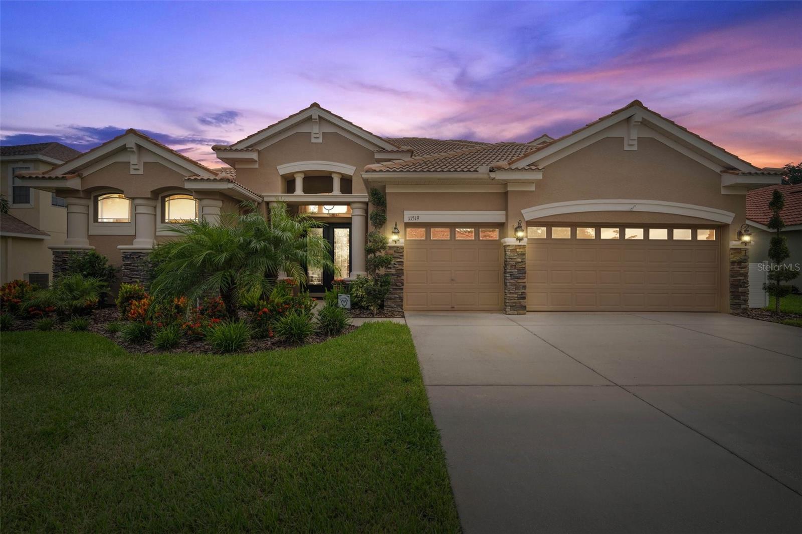 11519 Belle Haven Dr, New Port Richey, FL 34654 photo