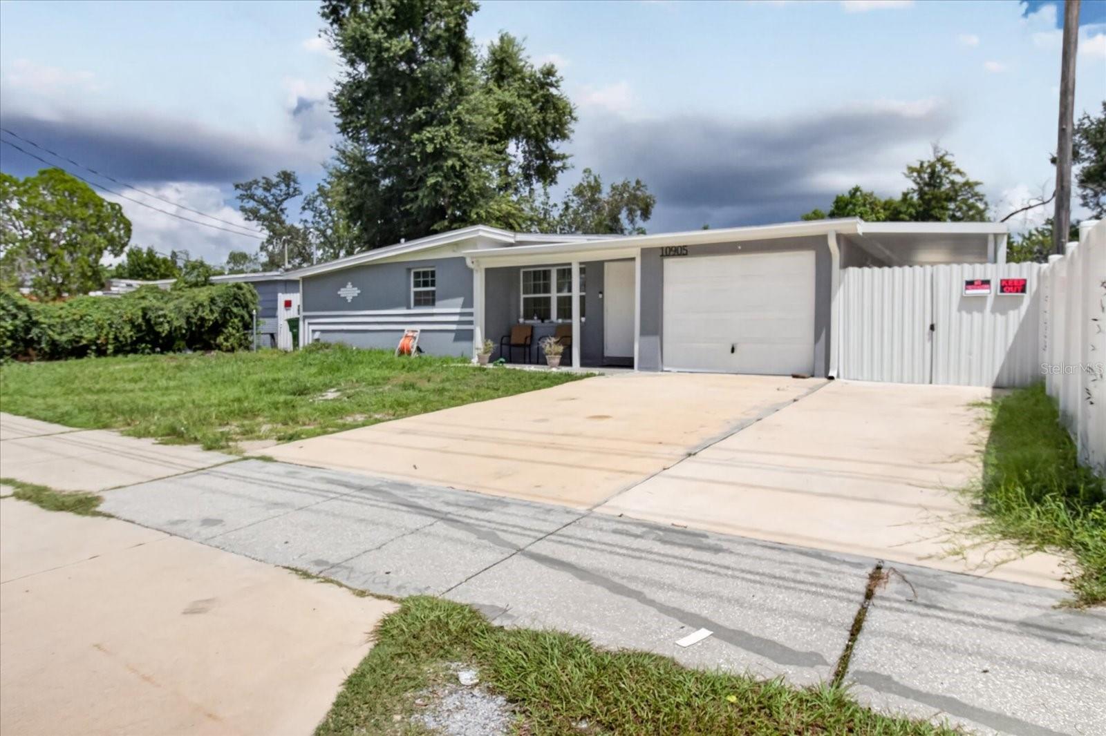 10905 N 22 St, Tampa, FL 33612 photo