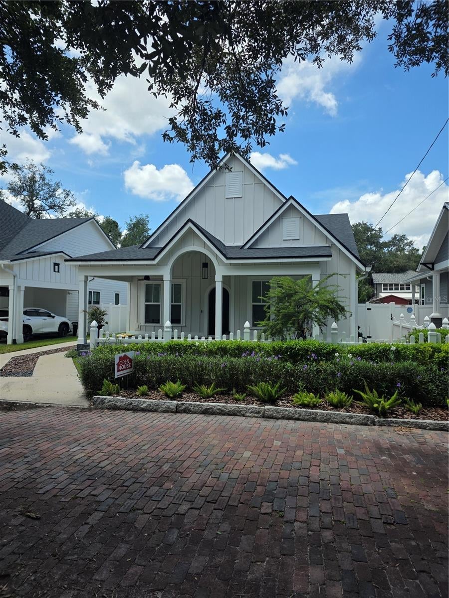 3016 Massachusetts Ave, Tampa, FL 33603
