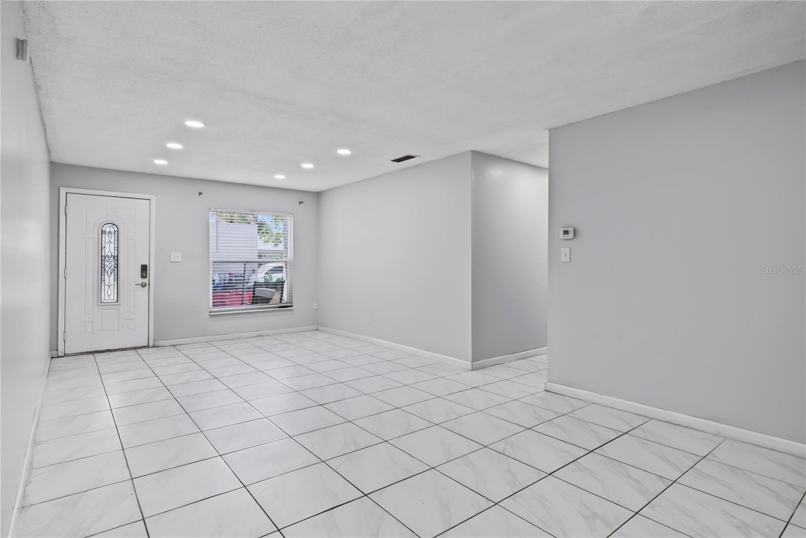 2841 Empire Pl, Sanford, FL 32773 photo