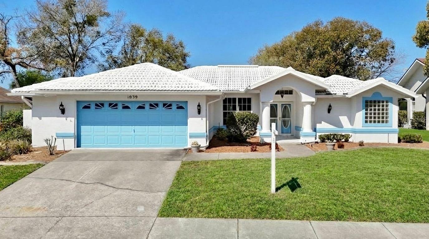 1039 Greenturf Rd, Spring Hill, FL 34608