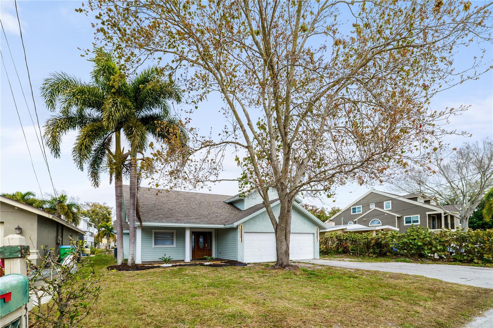 3149 N Canal Dr, Palm Harbor, FL 34684 photo
