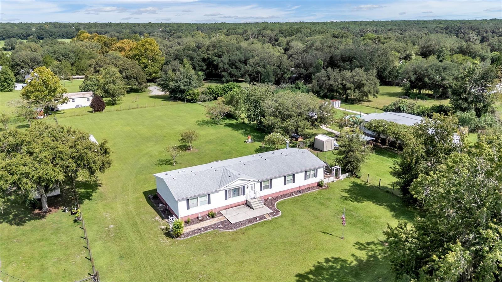 11457 N Linda Marie Terrace, Dunnellon, FL 34433 photo
