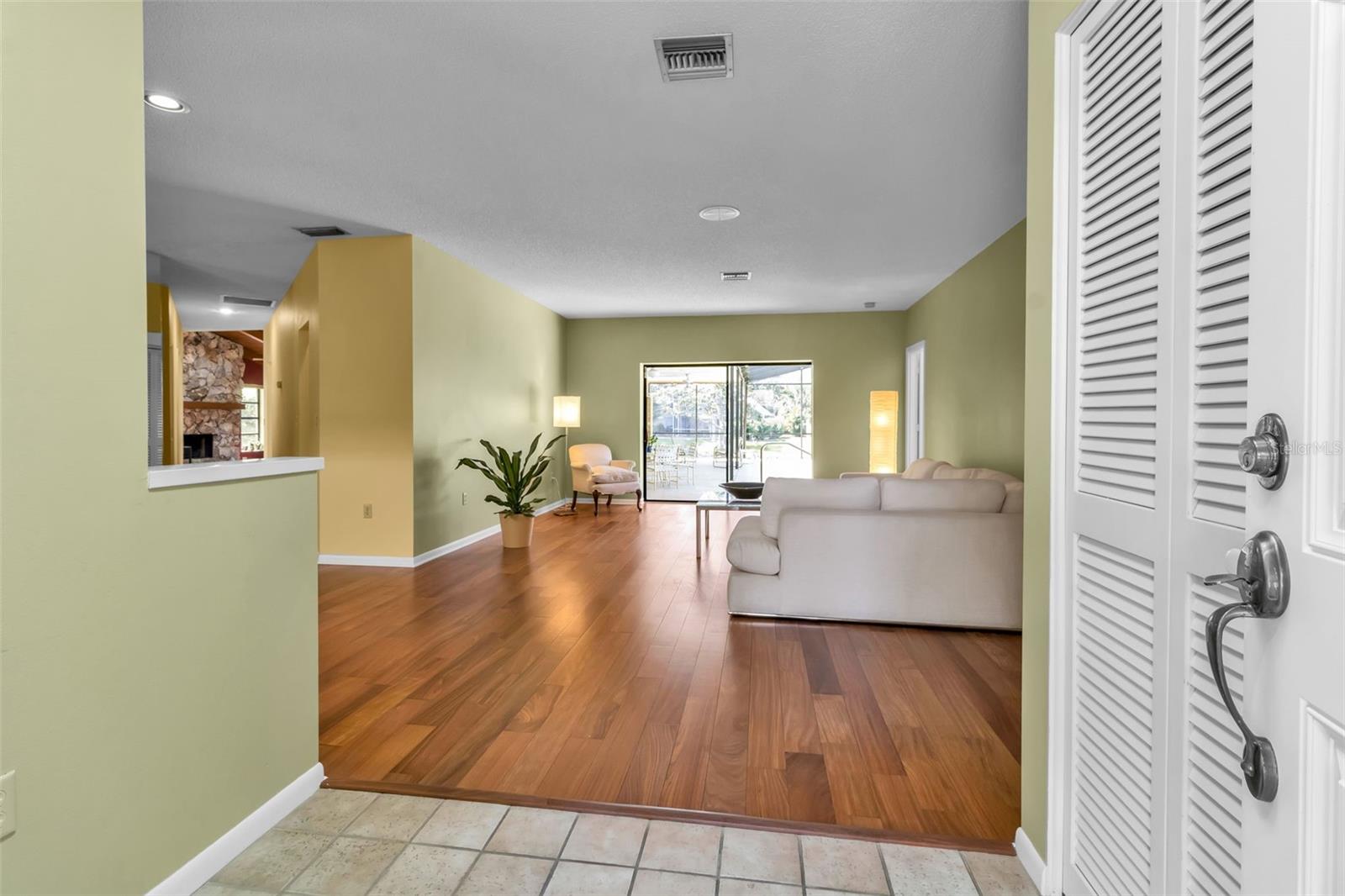 1732 Pine Harrier Cir, Sarasota, FL 34231 photo