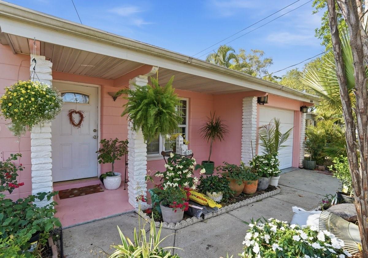 6650 Hibiscus Ave, South Pasadena, FL 33707 photo