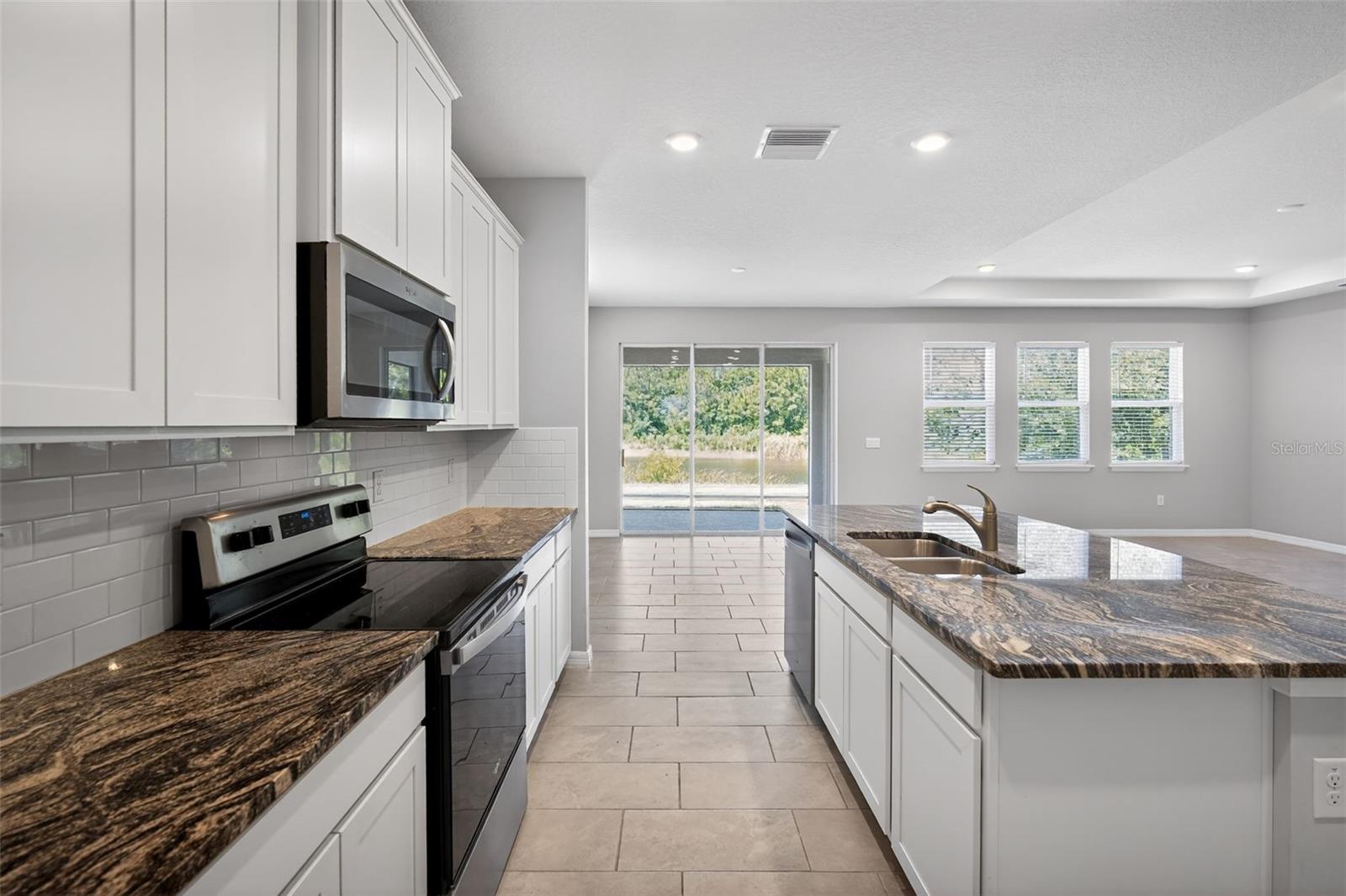 15394 Sweet Spring Bnd, Odessa, FL 33556 photo