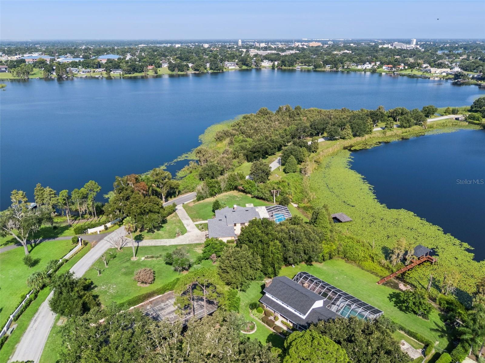 25 Lakewood Cswy, Winter Haven, FL 33884 photo