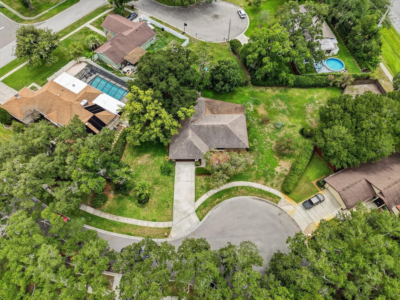 1405 Laurel Ct, Plant City, FL 33563