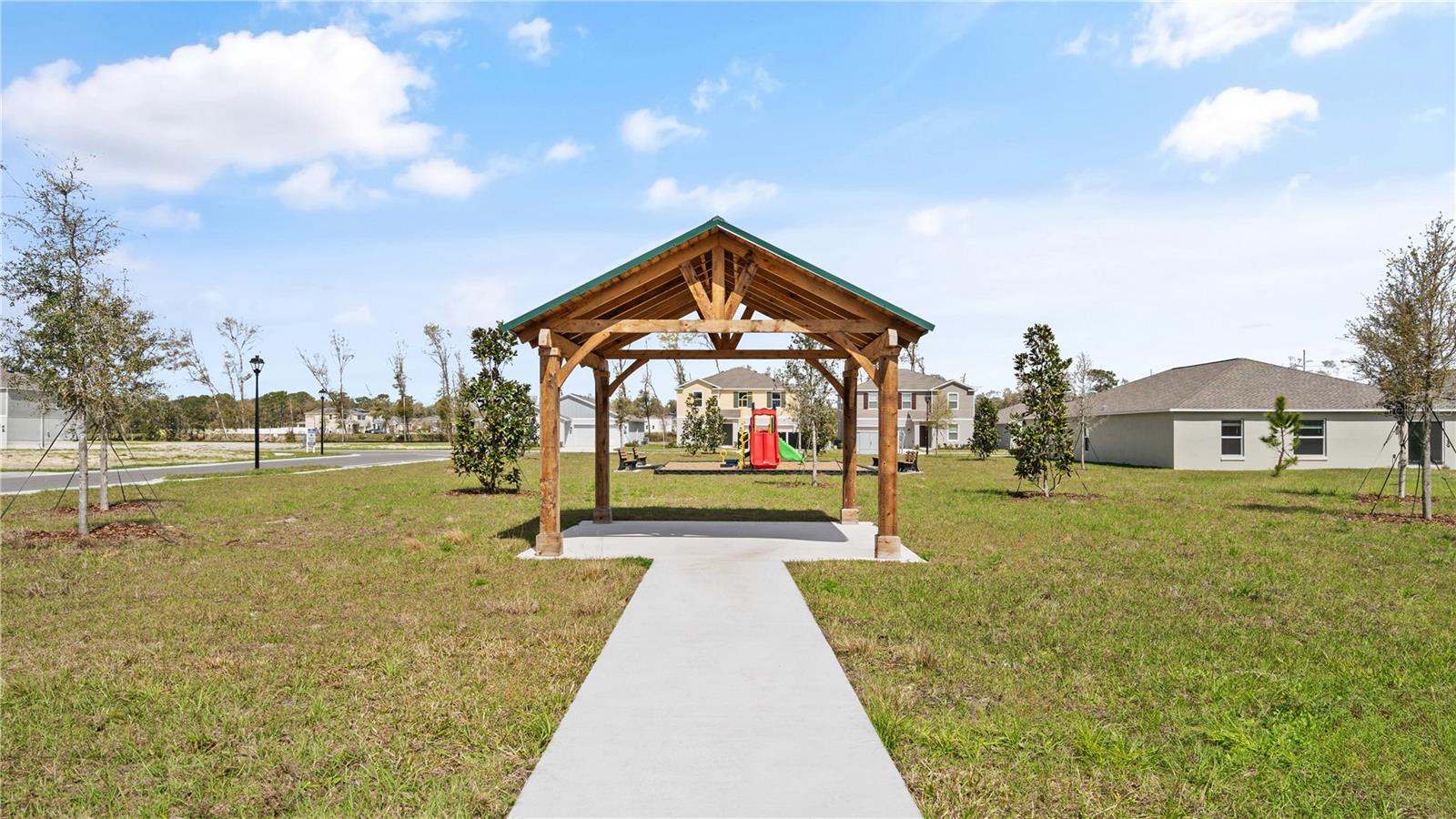 1367 Blue Ash Ln, Deland, FL 32720 photo