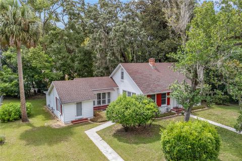 Single Family Residence in GAINESVILLE FL 202 NW 26TH STREET.jpg