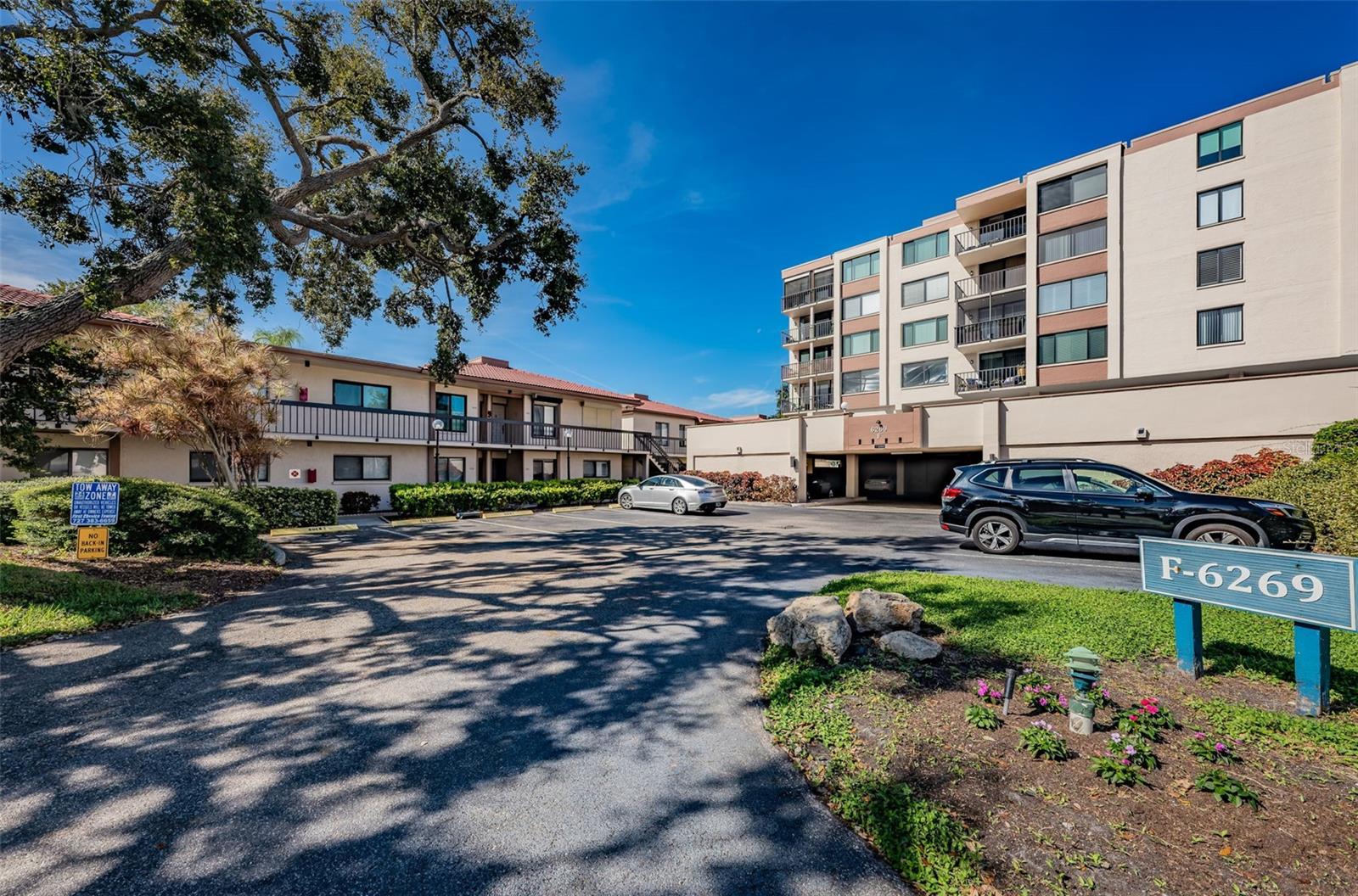 6269 Palma De Mar Blvd #105, Saint Petersburg, FL 33715 photo
