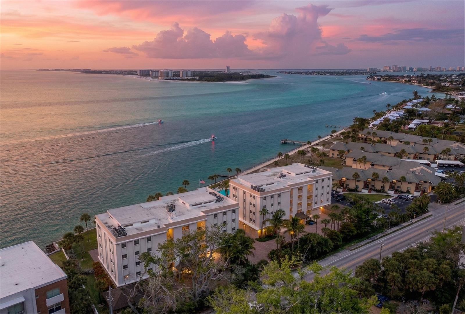 4712 Ocean Blvd, Sarasota, FL 34242