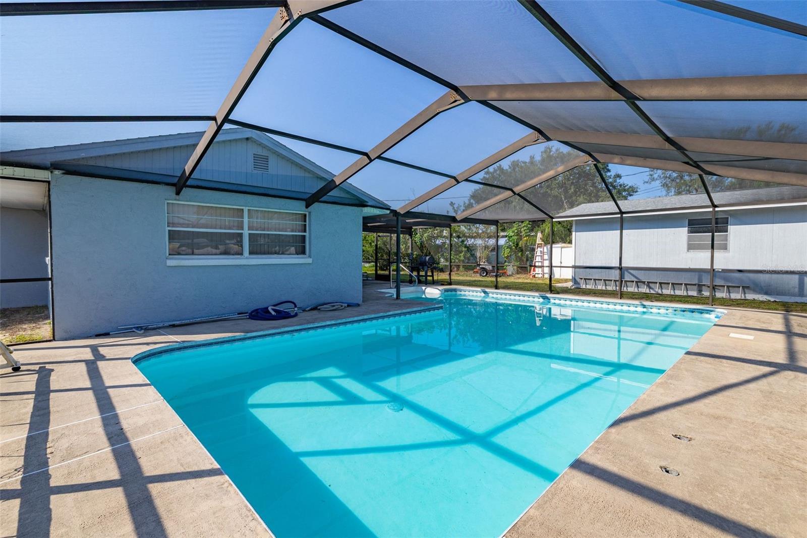 608 Cherokee Cir, Avon Park, FL 33825 photo