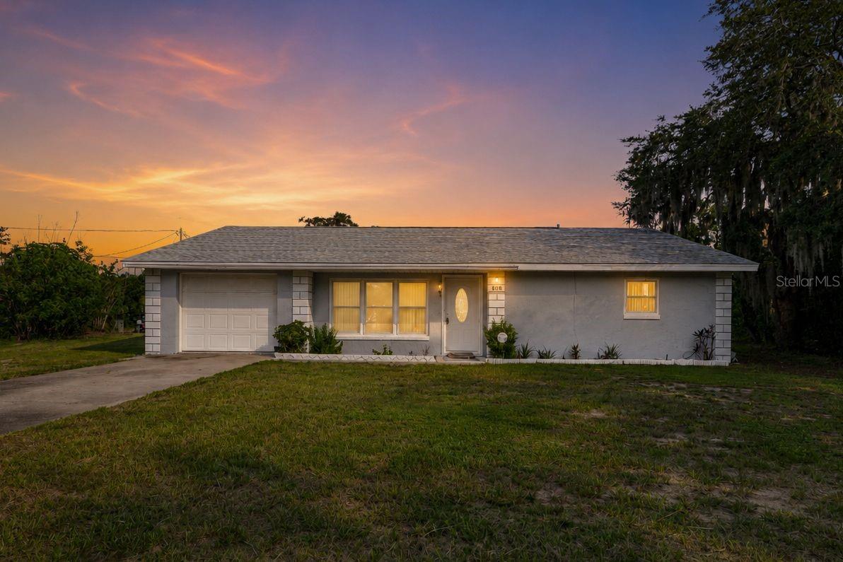 608 Cherokee Cir, Avon Park, FL 33825 photo
