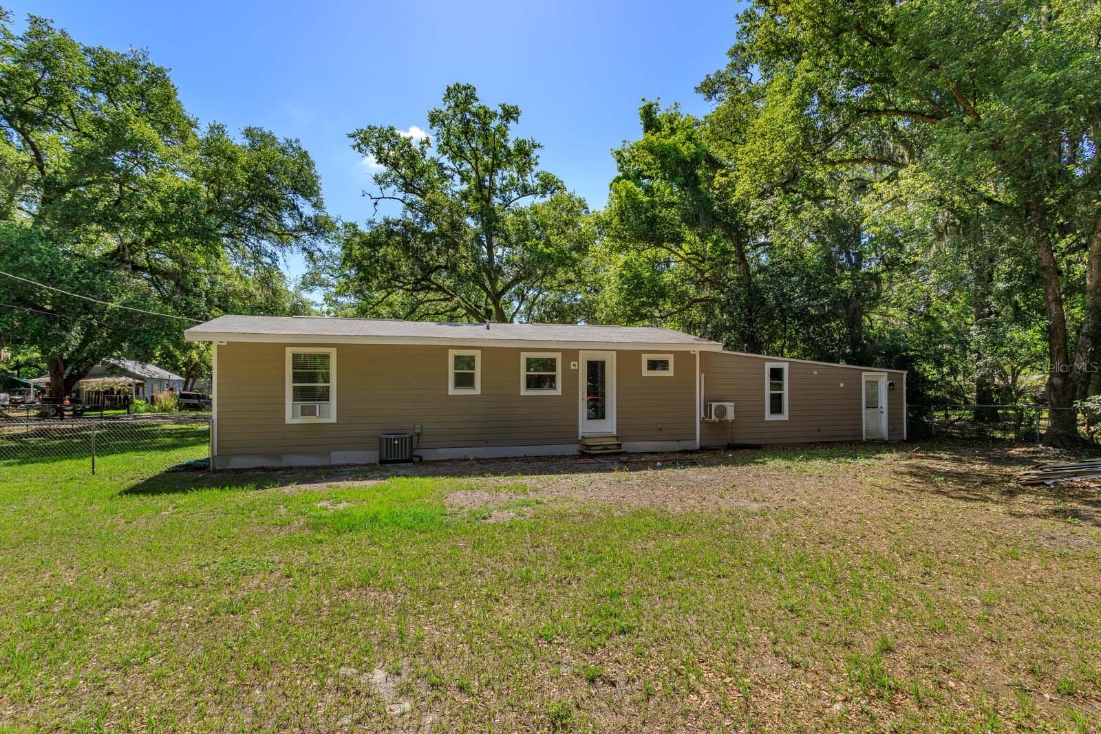 2820 Magnolia Ave, Sanford, FL 32773 photo