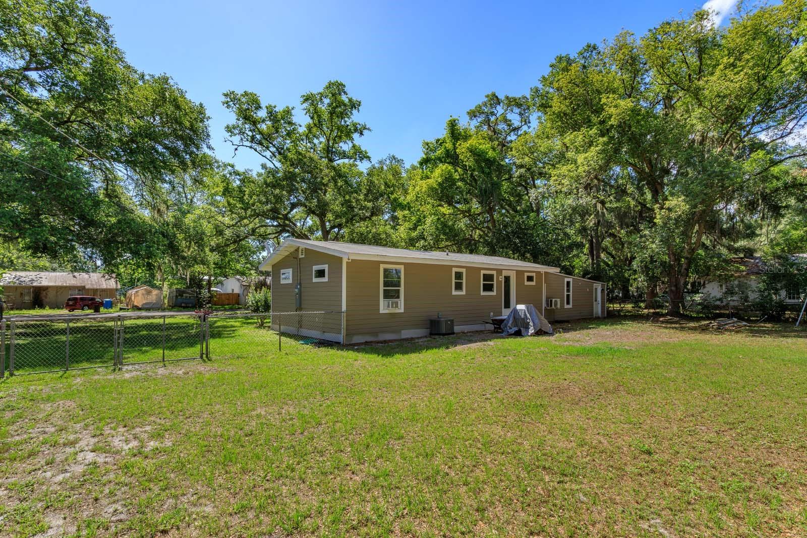 2820 Magnolia Ave, Sanford, FL 32773 photo