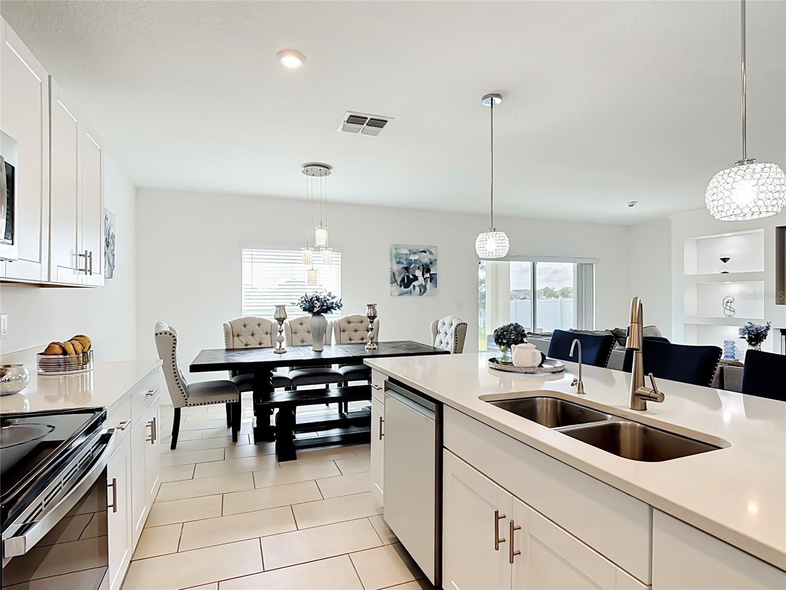 246 Zircon Rd, Kissimmee, FL 34758 photo