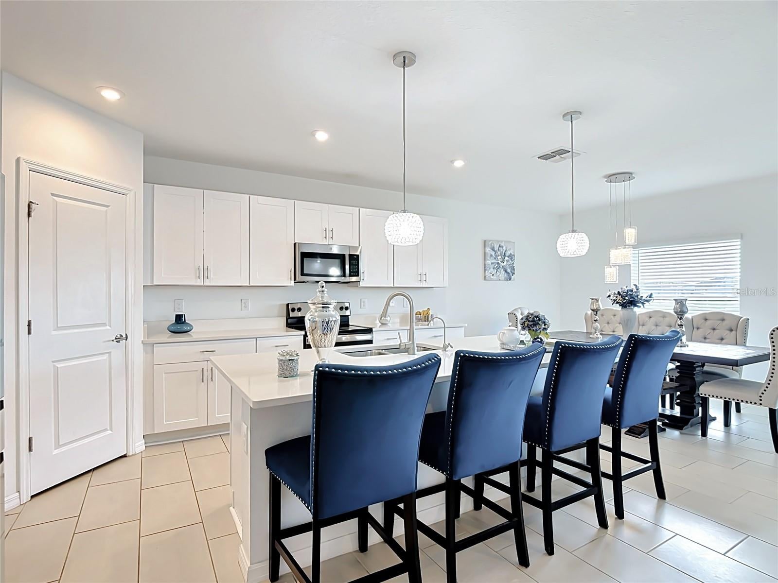 246 Zircon Rd, Kissimmee, FL 34758 photo