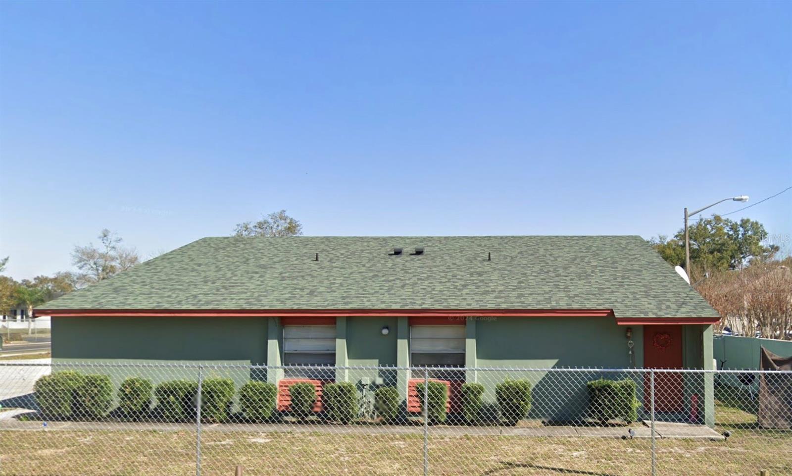 1962 Crystal Grove Dr, Lakeland, FL 33801