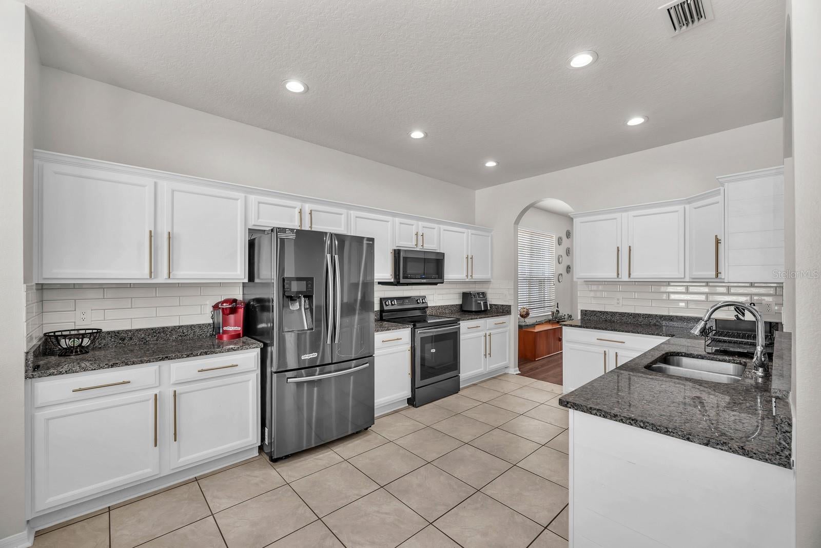 9625 Baton Rouge Ln, Land O Lakes, FL 34638 photo