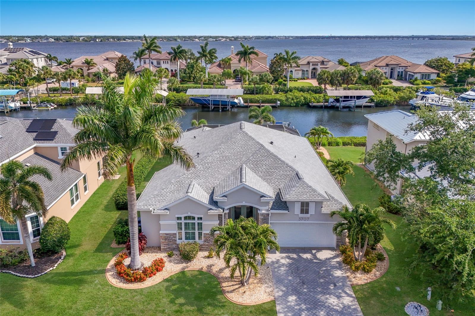 3707 5 Ave, Bradenton, FL 34208