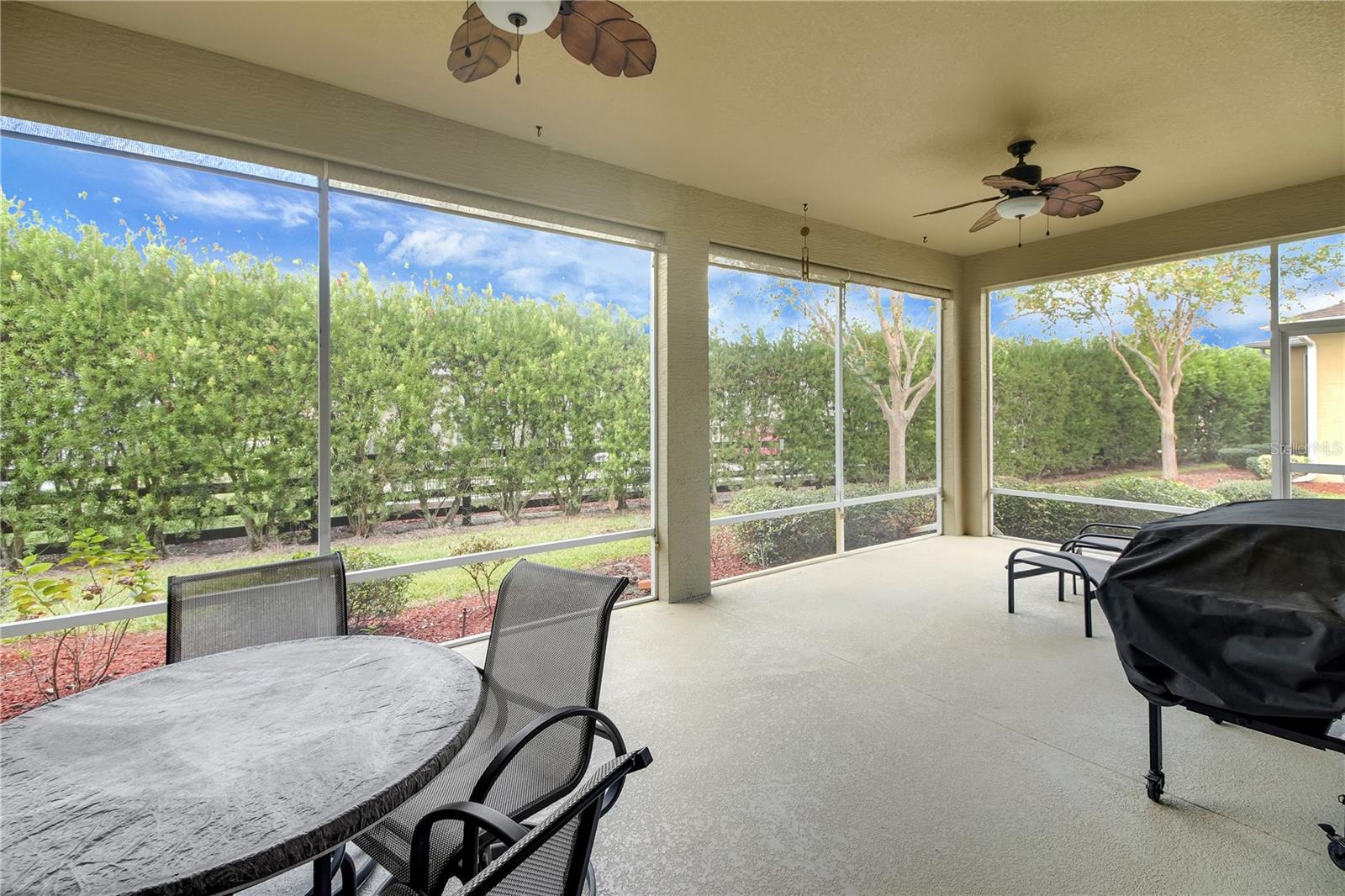 10033 Lake Miona Way, Oxford, FL 34484 photo