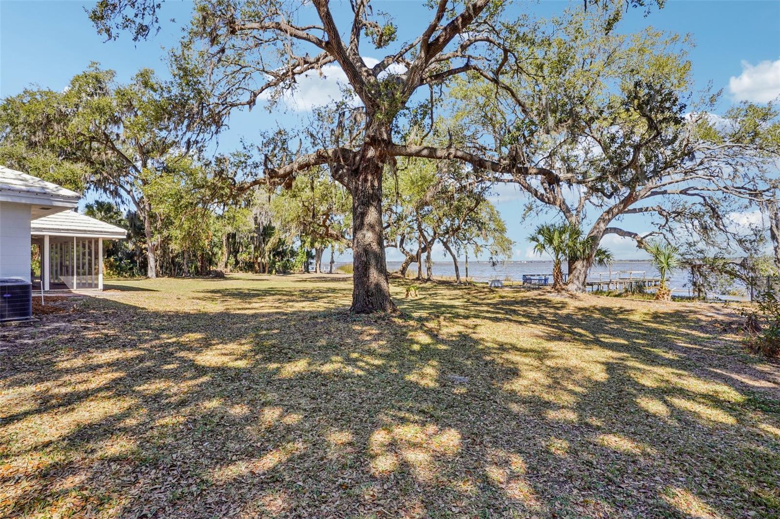 37048 County Road 452, Grand Island, FL 32735 photo