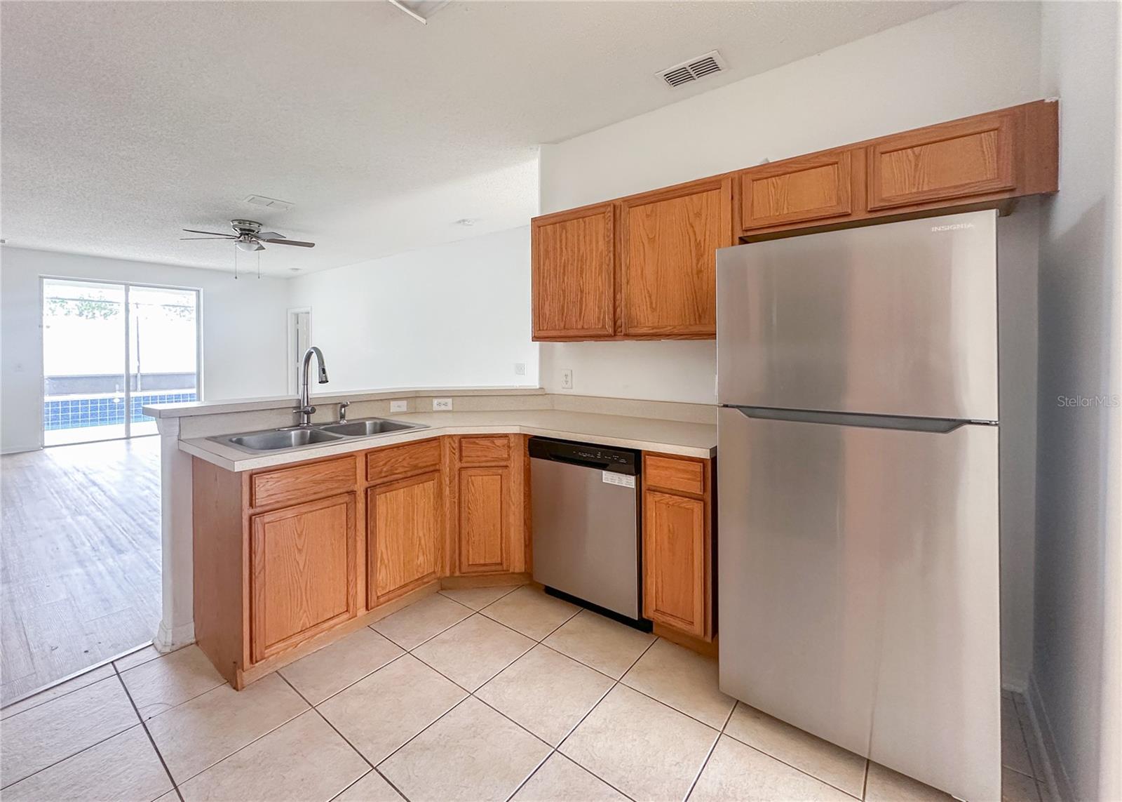402 Sunset View Dr, Davenport, FL 33837 photo