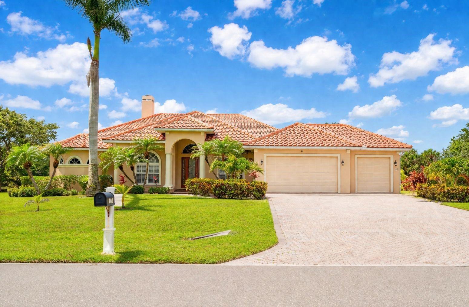 6120 9 Avenue Cir, Bradenton, FL 34212