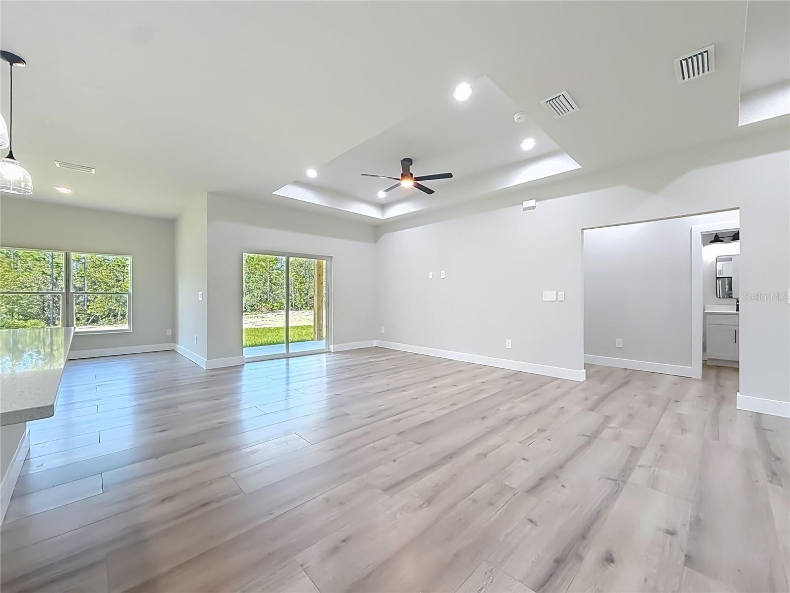 13194 SW 88 St, Dunnellon, FL 34432 photo