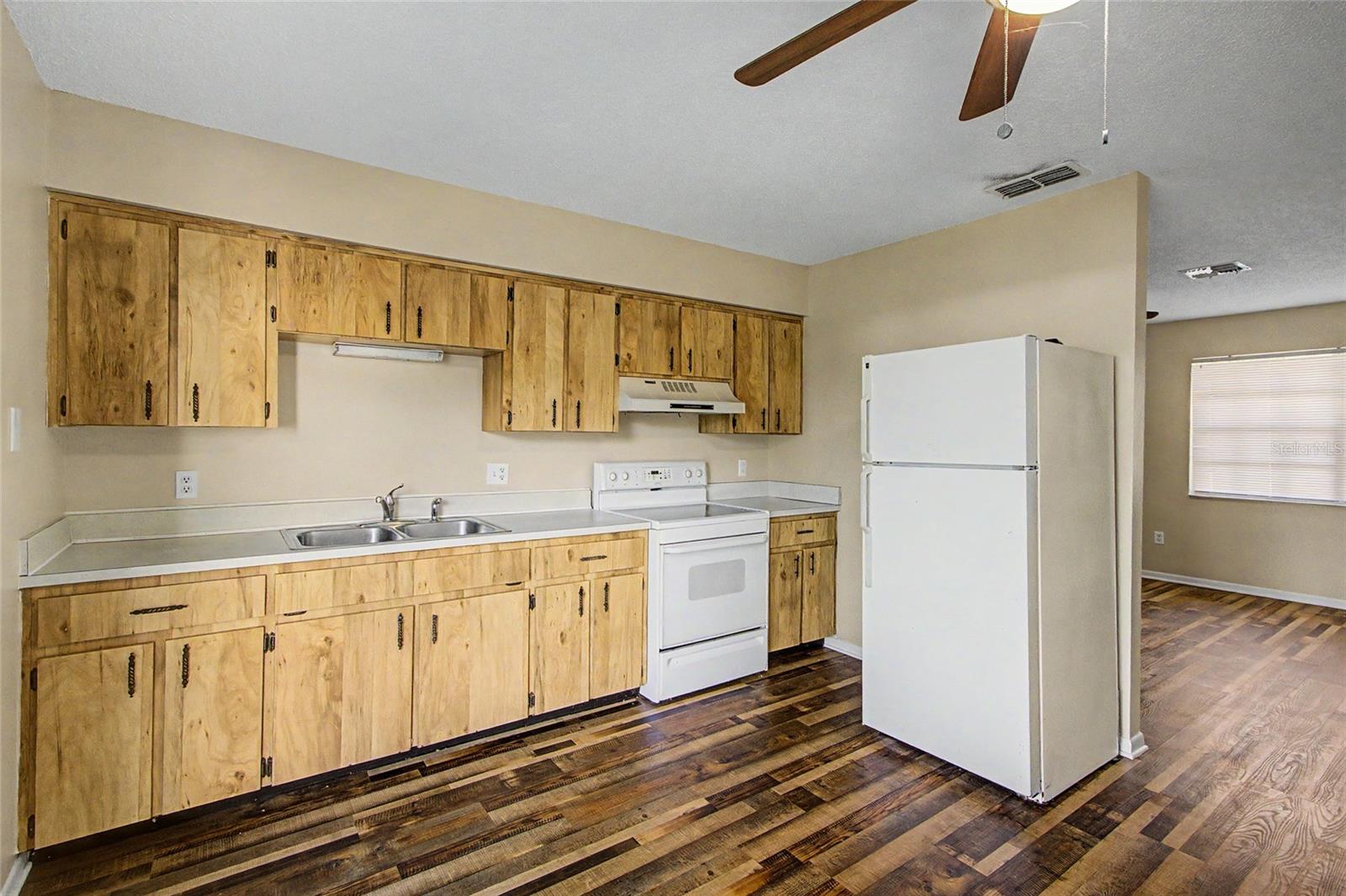 1733 Larkin Rd, Spring Hill, FL 34608 photo