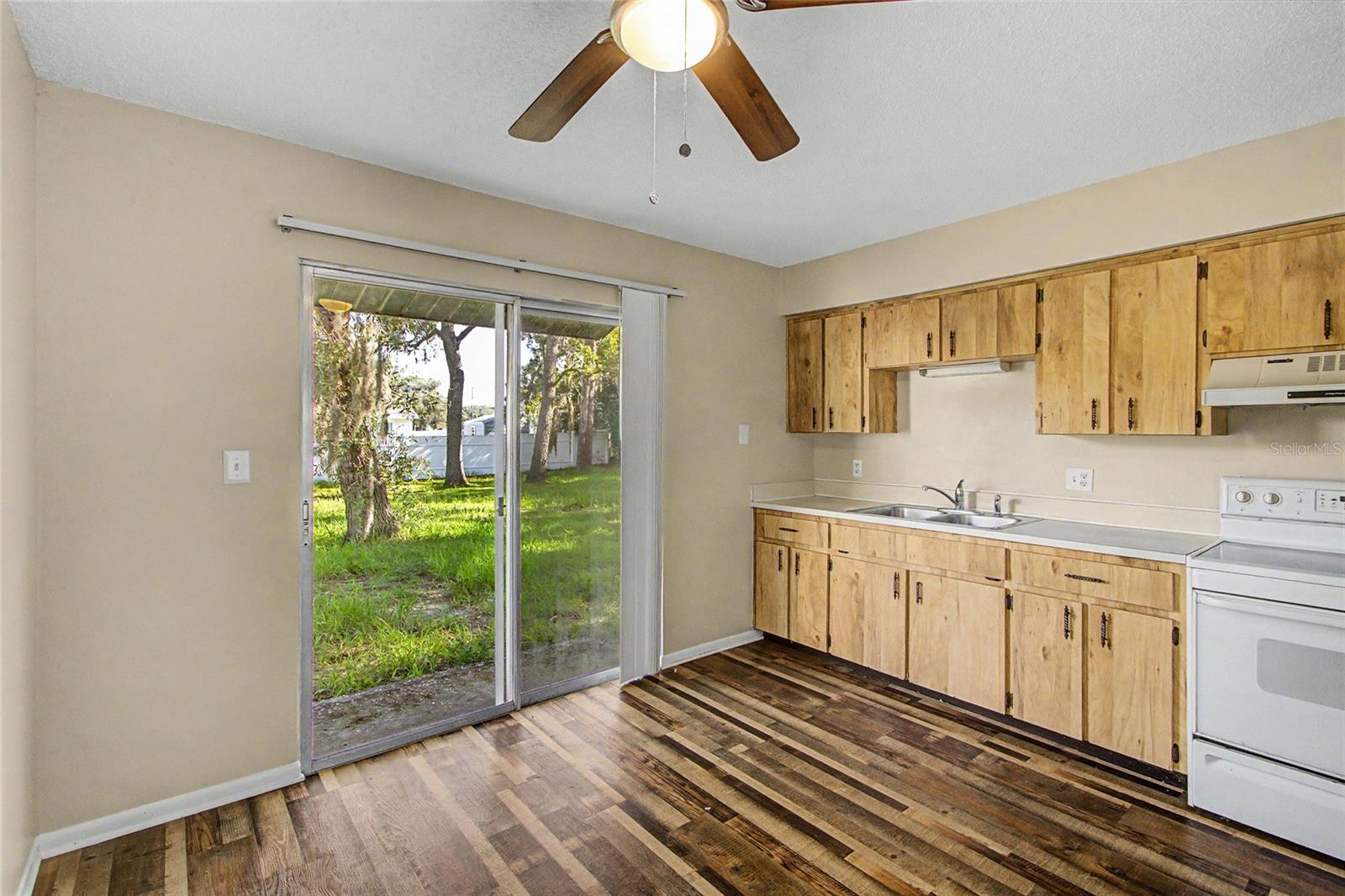 1733 Larkin Rd, Spring Hill, FL 34608 photo