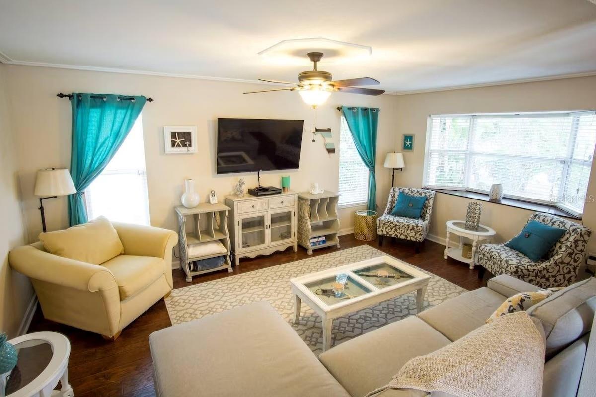 12925 129 Ave, Largo, FL 33774 photo