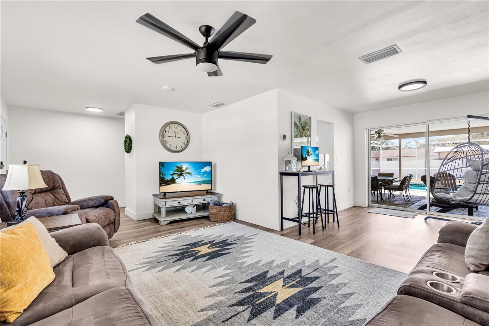 4610 Ardale St, Sarasota, FL 34232 photo
