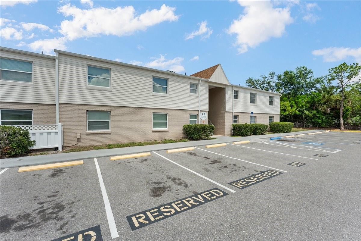 7210 Manhattan Ave, Tampa, FL 33614