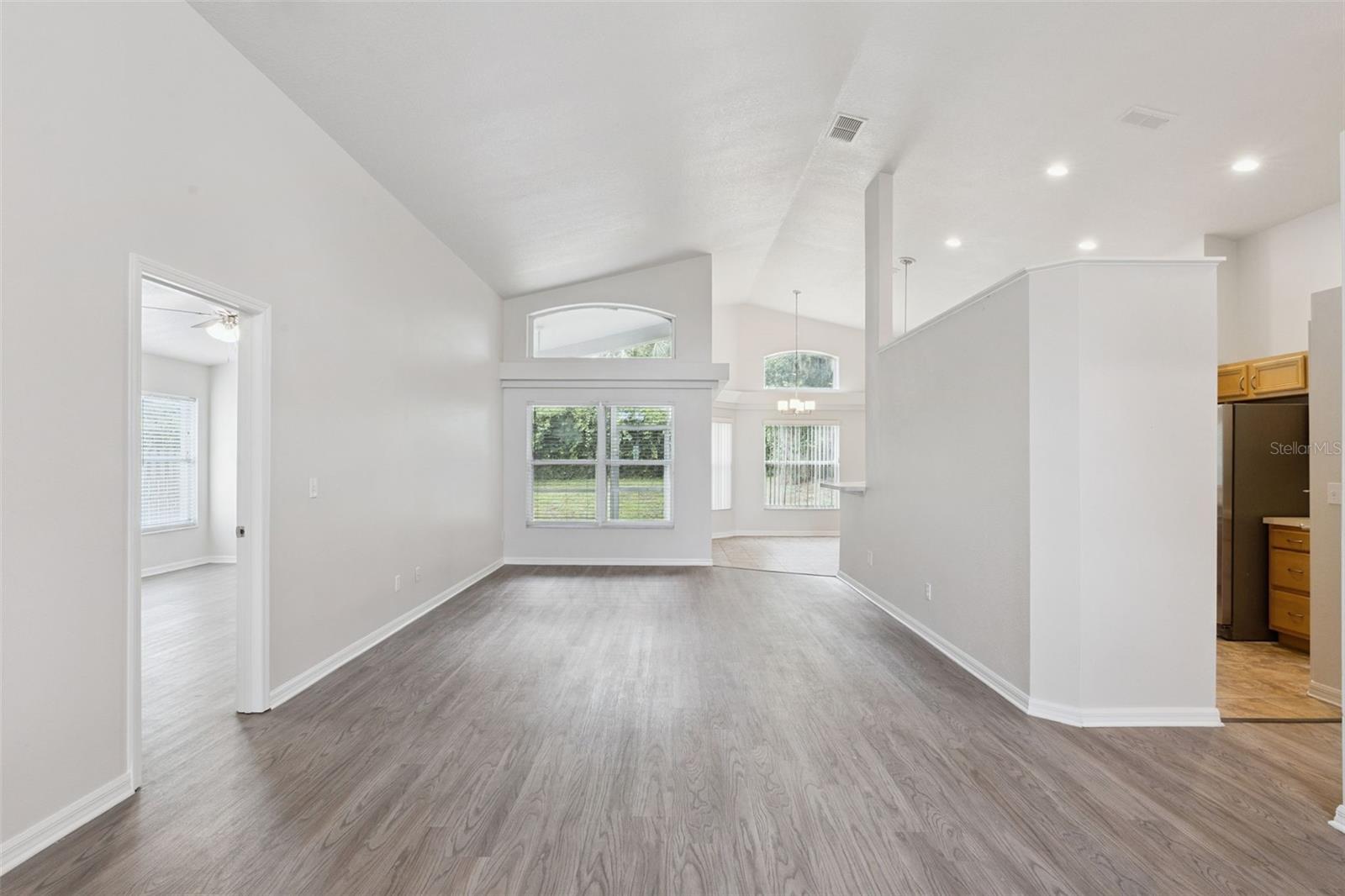 5483 Glen Oak Pl, Sanford, FL 32771 photo
