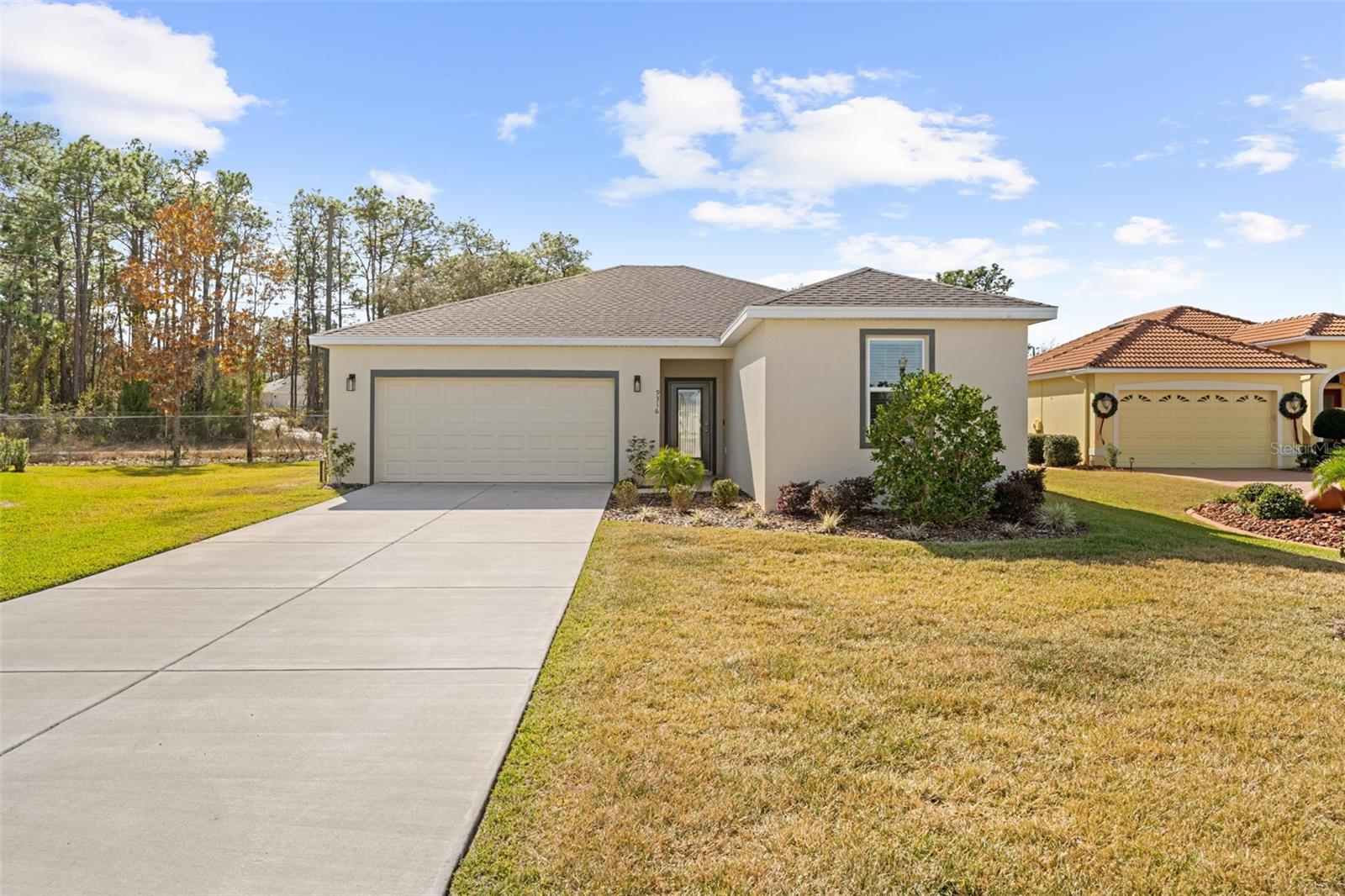9316 Gentle Ben Ct, Weeki Wachee, FL 34613 photo
