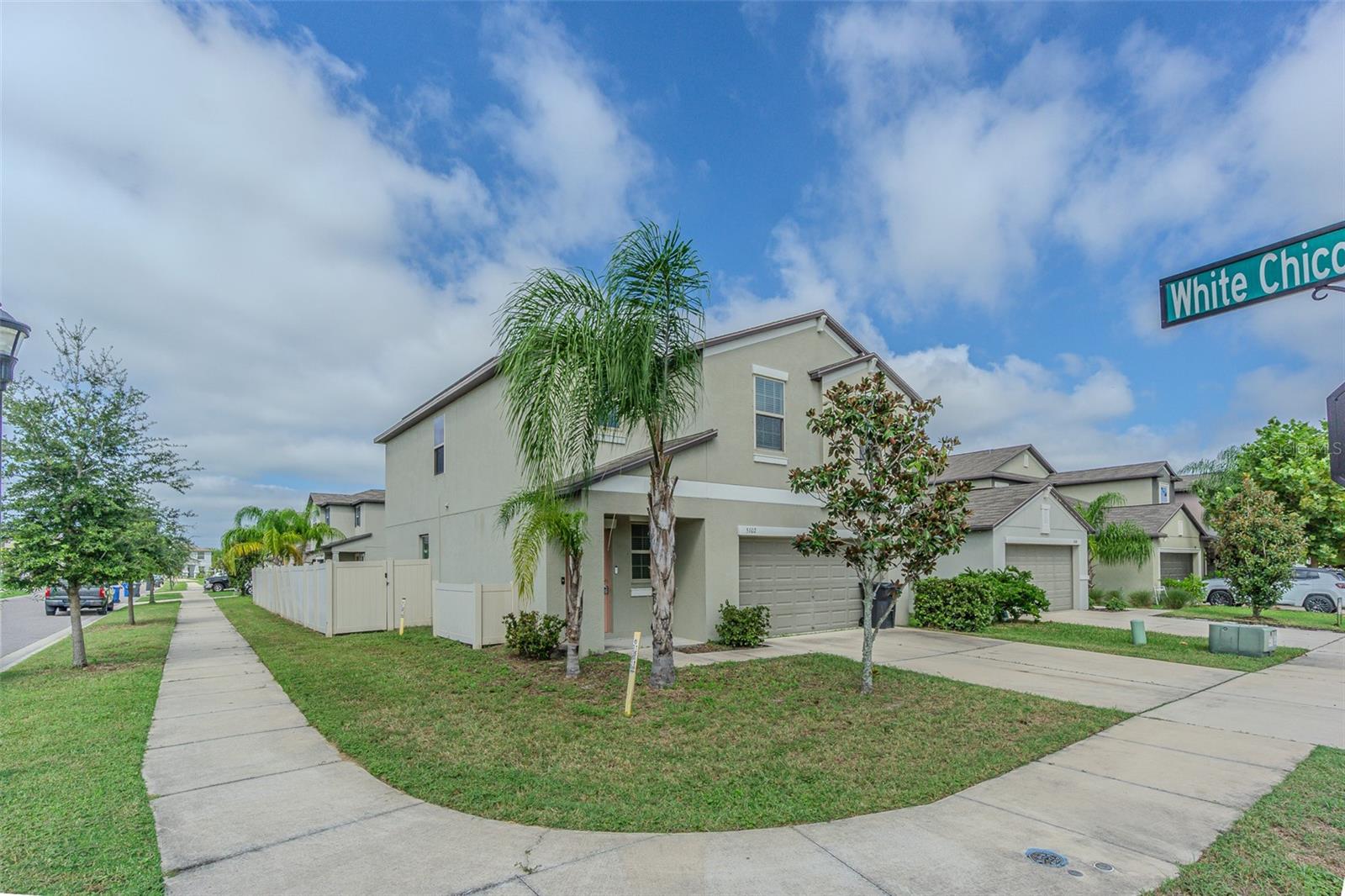 5102 Dandelion St, Apollo Beach, FL 33572 photo