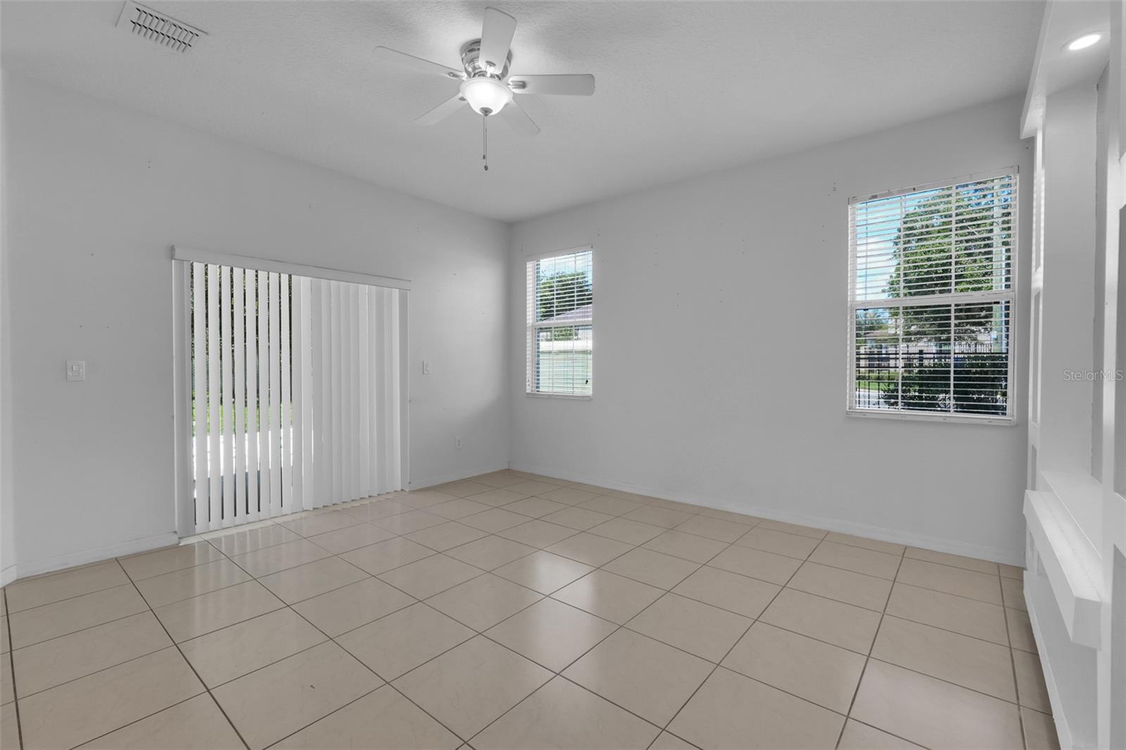 4384 Paradise Cove Ct, Kissimmee, FL 34746 photo