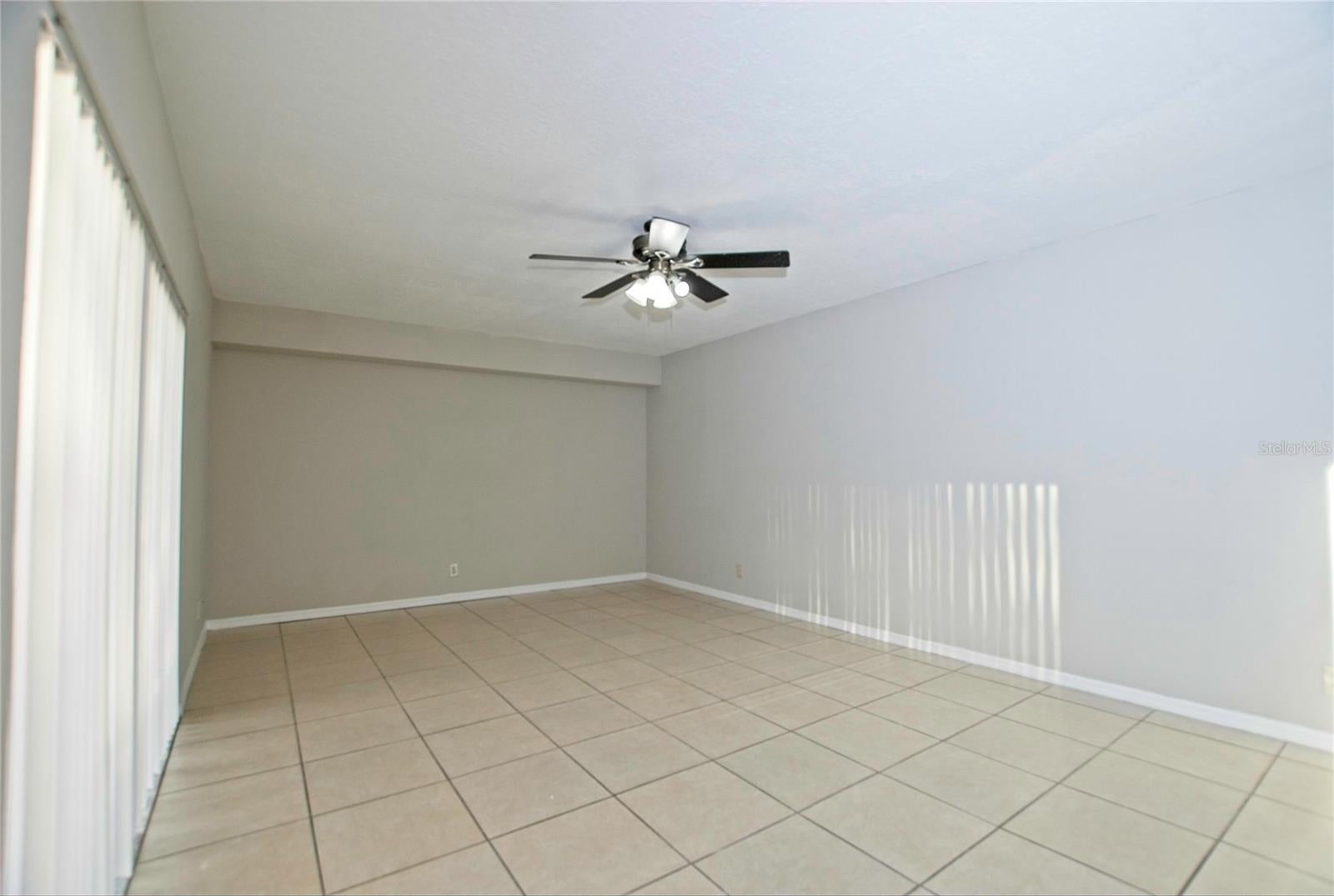 5373 Bamboo Ct #402, Orlando, FL 32811 photo