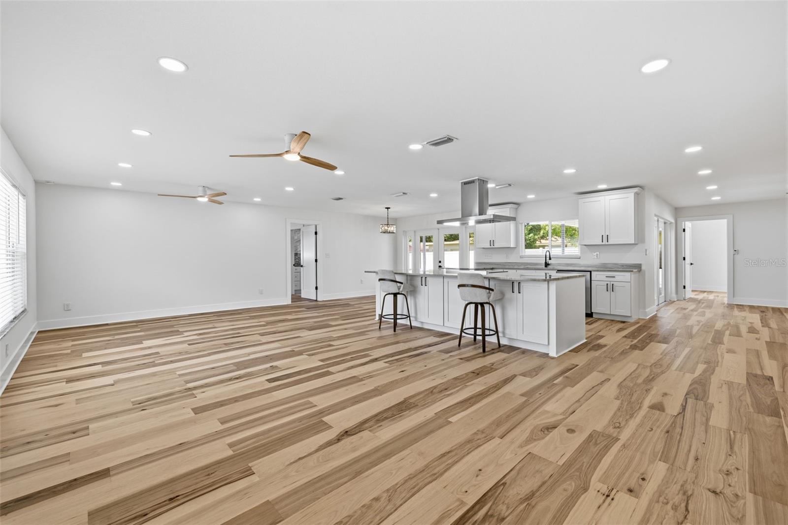 1406 Nursery Rd, Clearwater, FL 33756 photo
