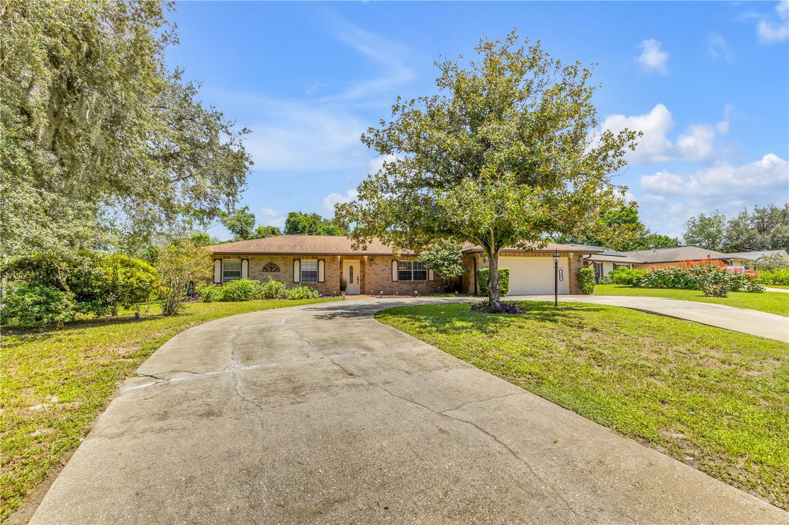 802 Sylvia Dr, Deltona, FL 32725 photo