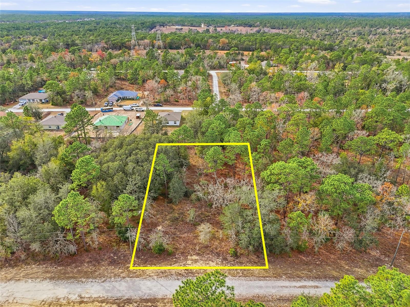 Cayman Rd, Weeki Wachee, FL 34614