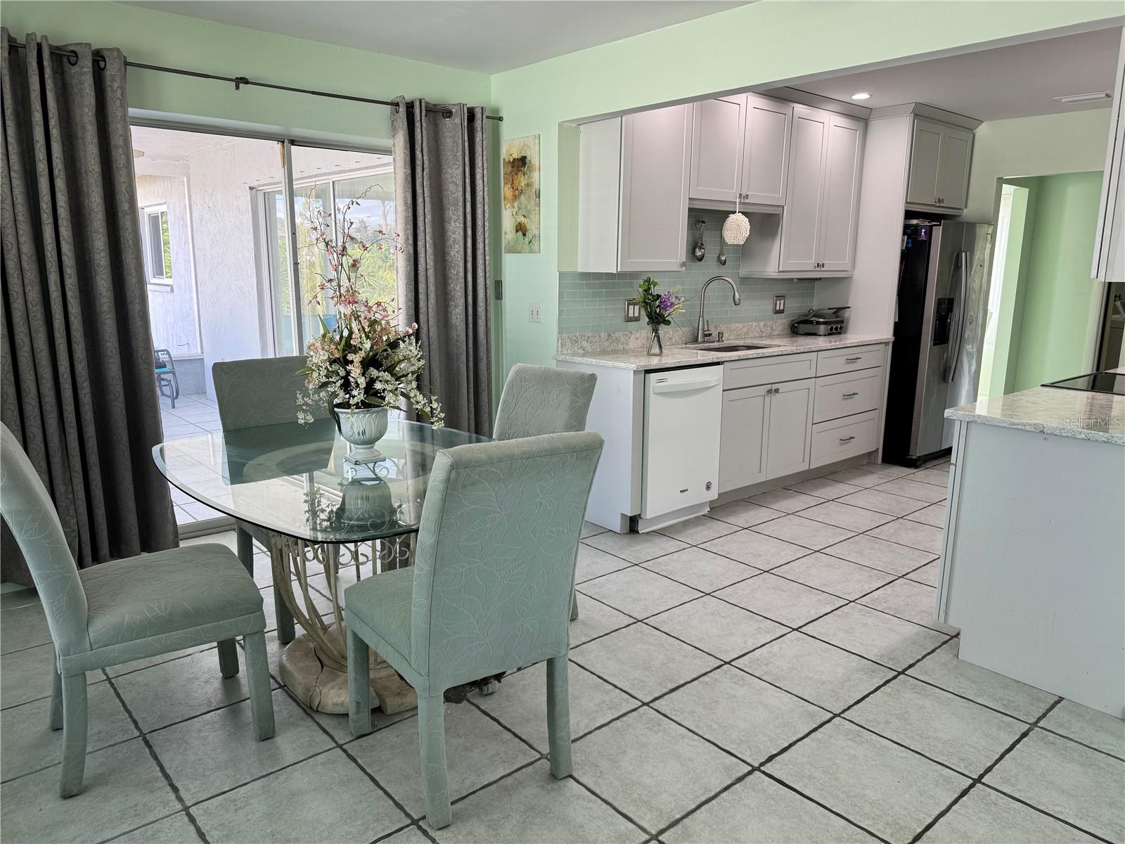 1048 Porpoise Rd, Venice, FL 34293 photo