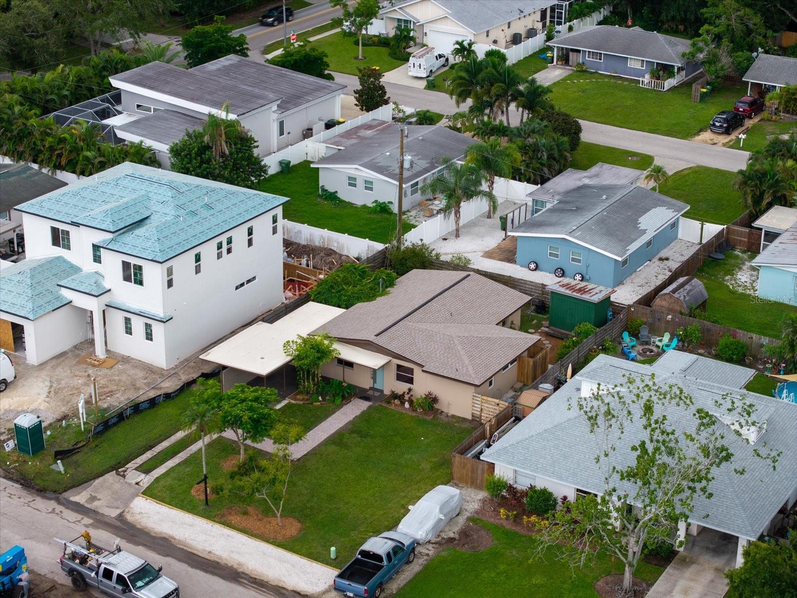 2350 Loma Linda St, Sarasota, FL 34239 photo